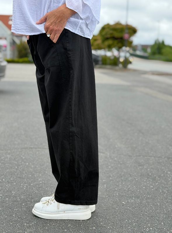 Box Mood Pants Reunion