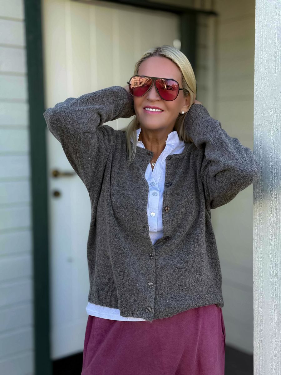 Kate Cardigan Peppercorn