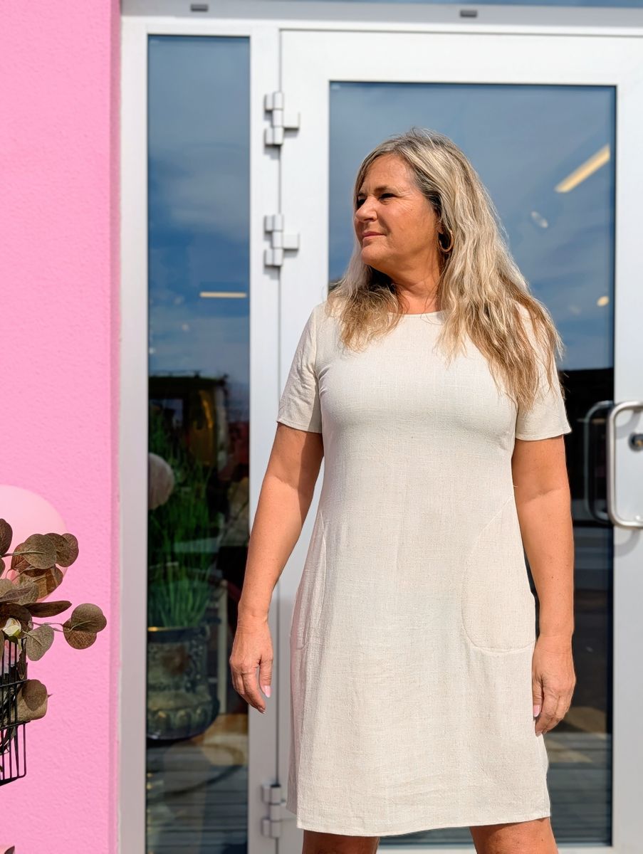 Liny Dress Kaffe