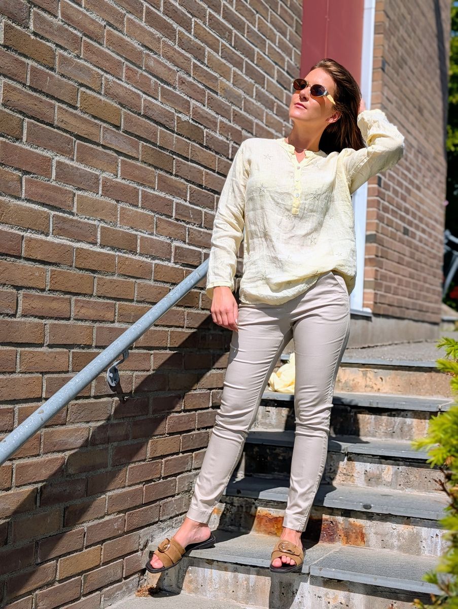 Star Linen Blouse